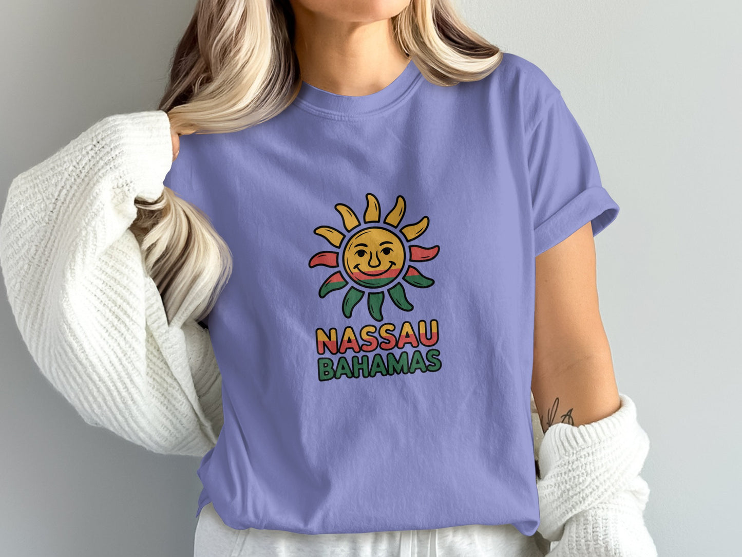 Nassau Bahamas Sun Graphic Women's T-shirt Product