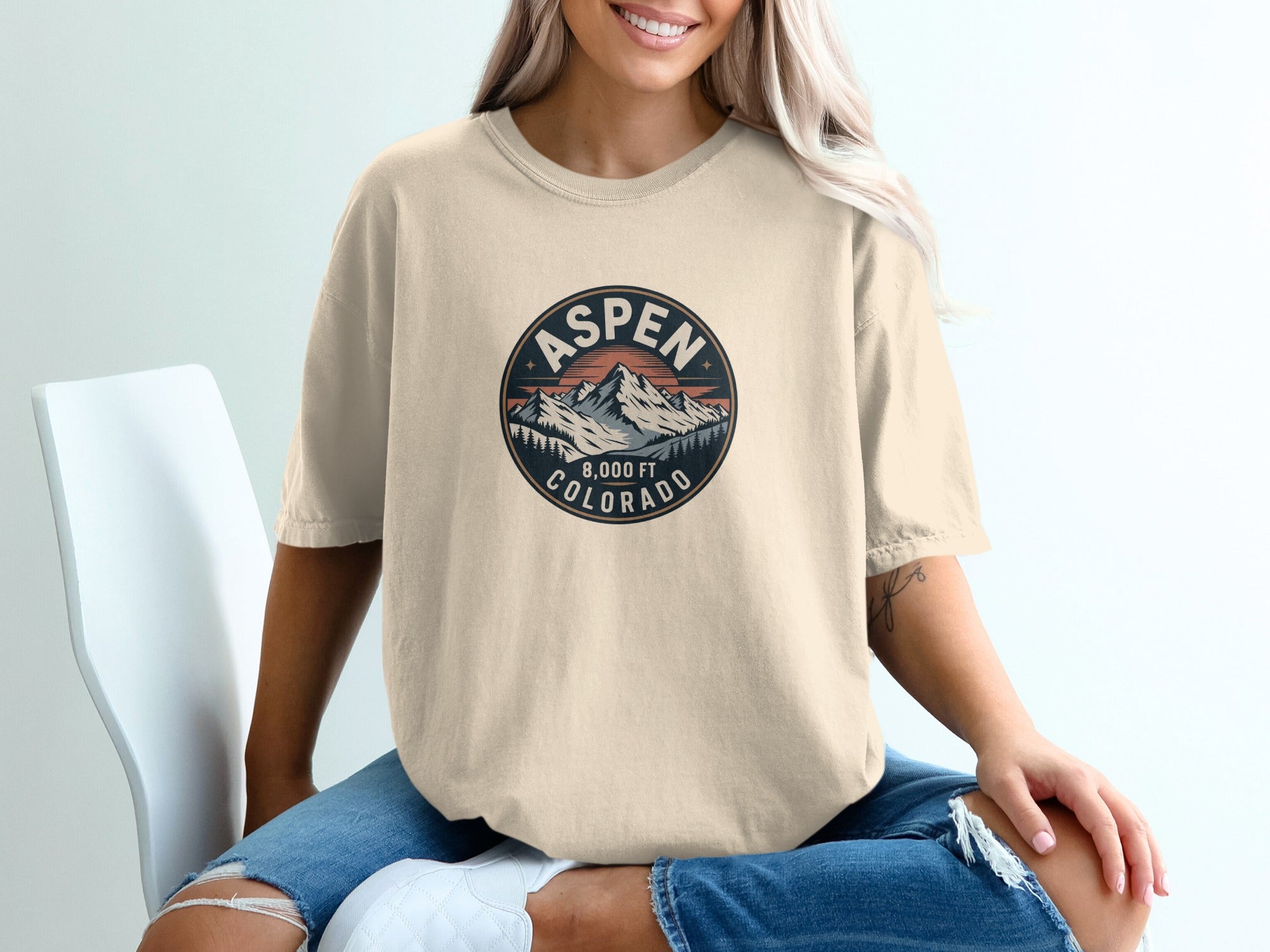 Stylish Aspen Colorado Vintage Graphic Tee product