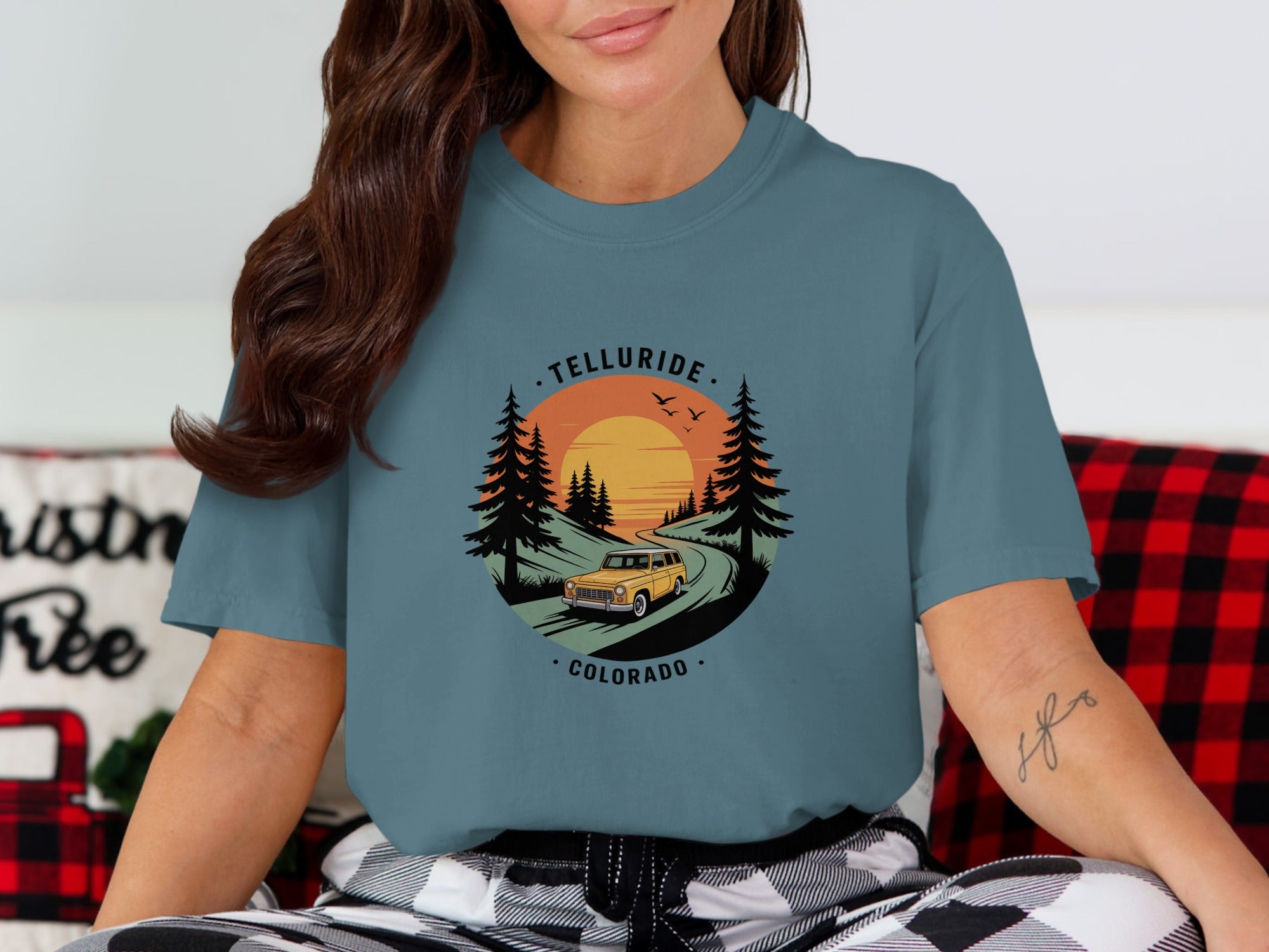 Telluride Colorado Vintage Car Graphic T-Shirt product type