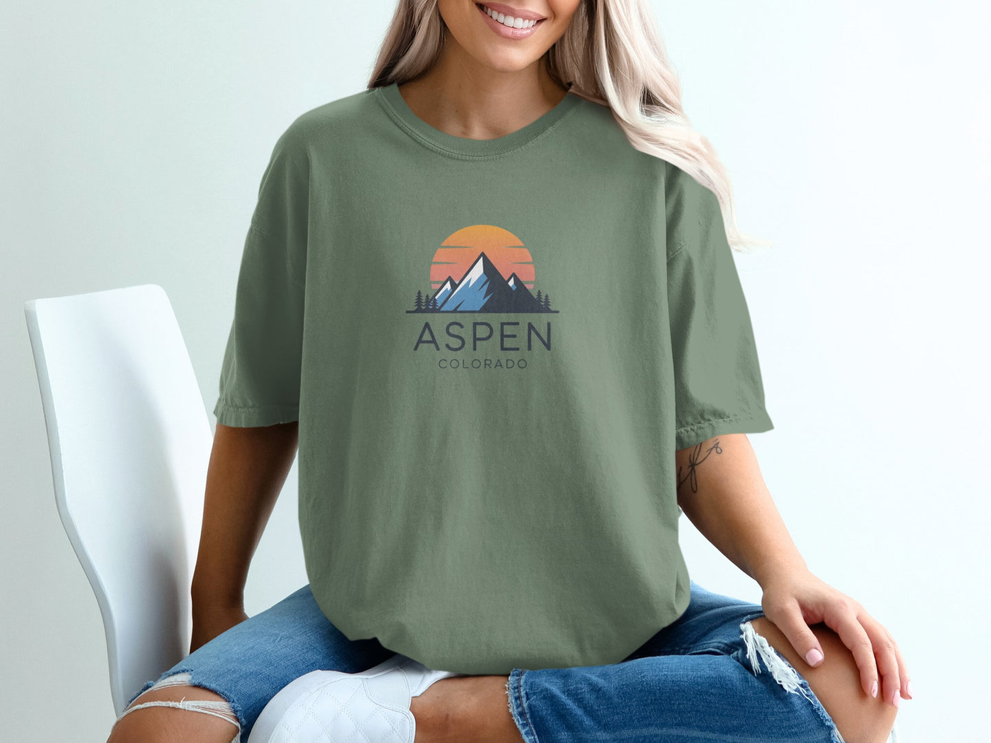 Aspen Colorado Graphic Tee Casual Vintage Streetwear product