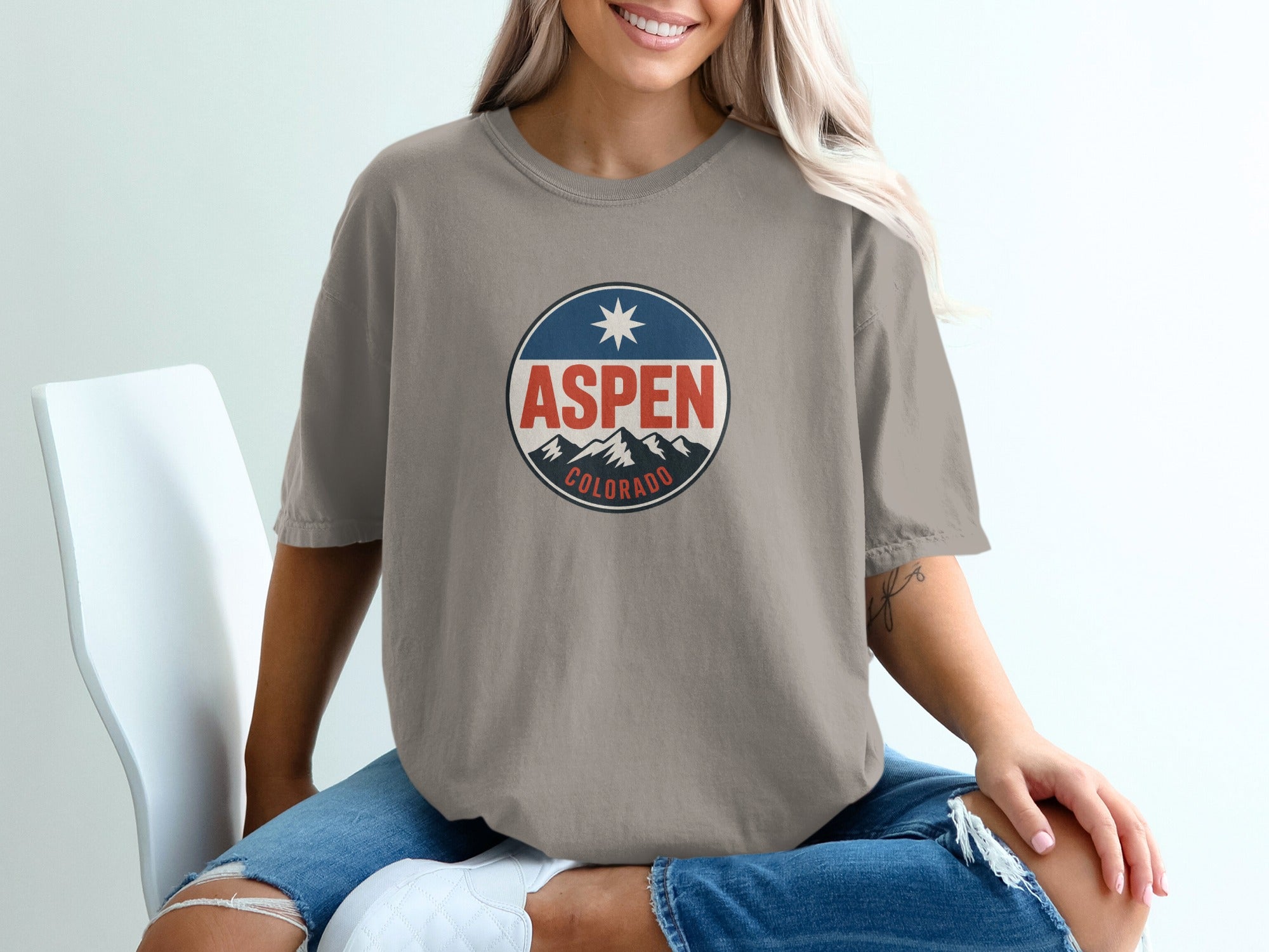 Aspen Colorado Graphic Design T-Shirt product type