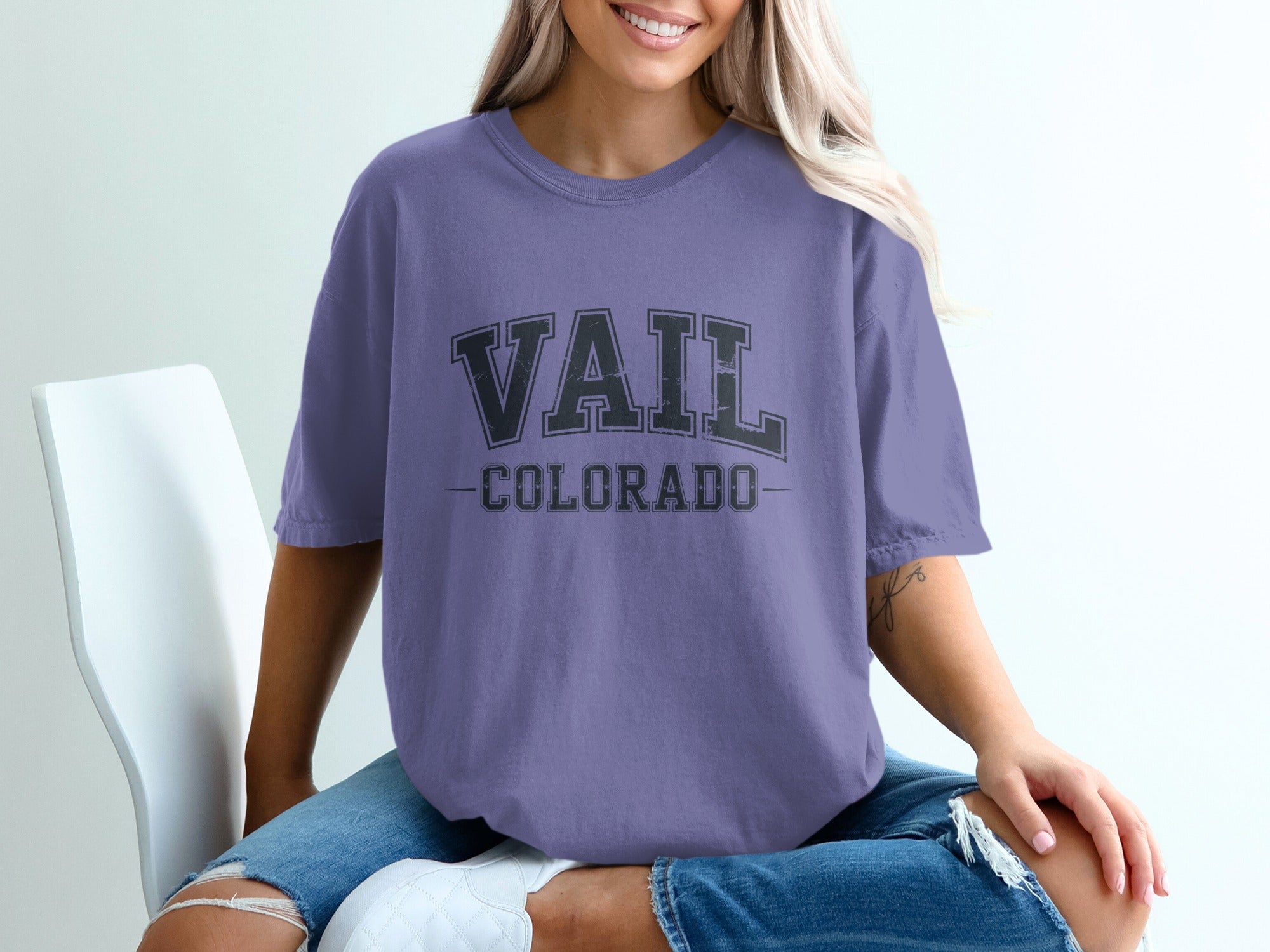 Vail Colorado Graphic Print Casual Unisex Shirt product type