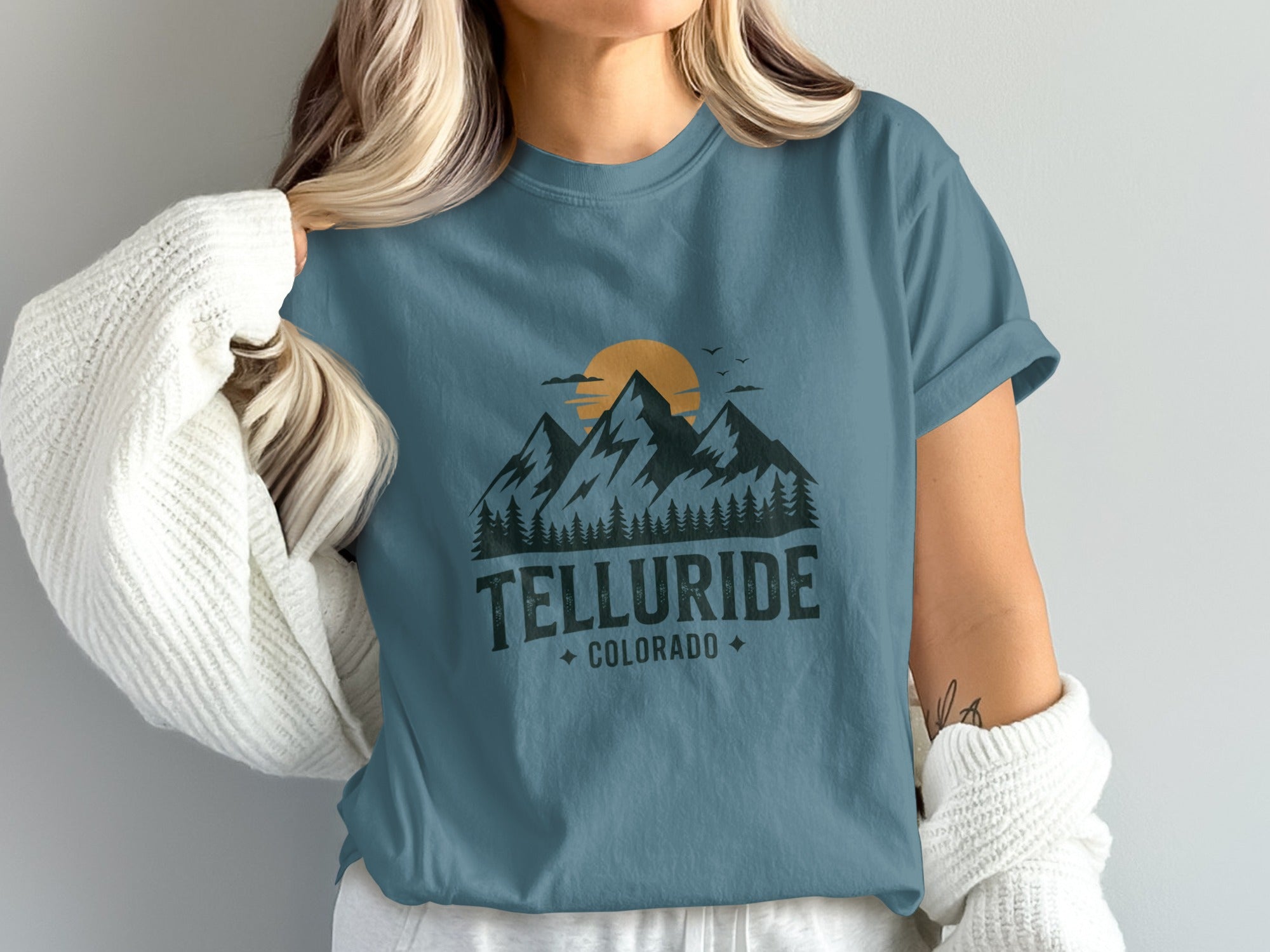 Telluride Colorado Graphic Tee for Casual Wear Product