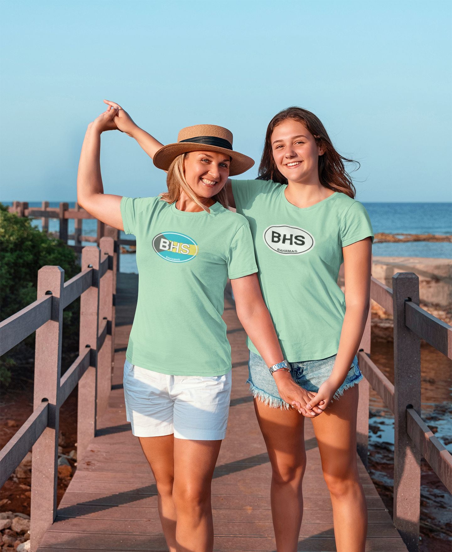 Bahamas Flag Oval Logo T-Shirt Gift Mint