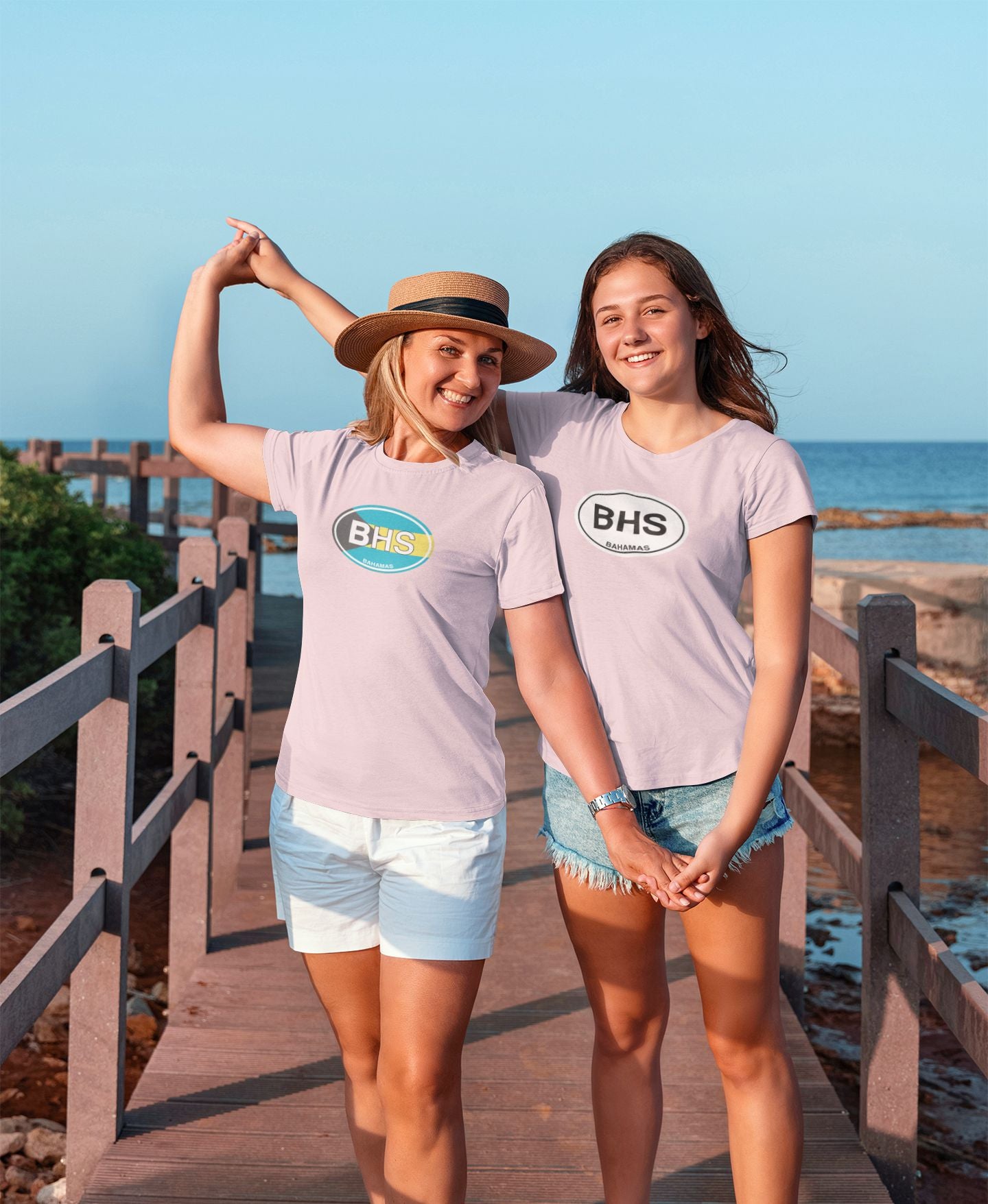 Bahamas Flag Oval Logo T-Shirt Gift Pink