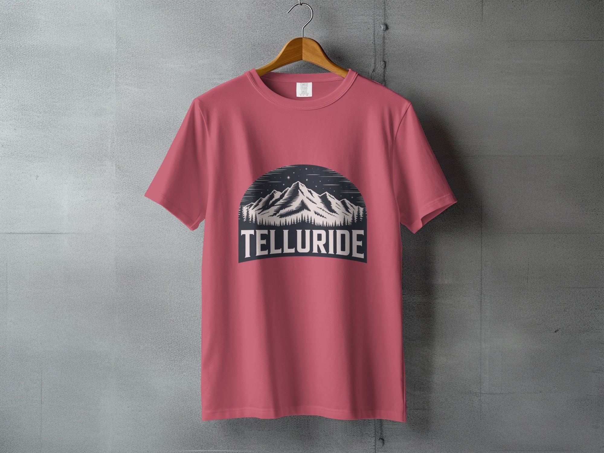 Telluride Mountain Graphic T-Shirt for Outdoor Enthusiasts