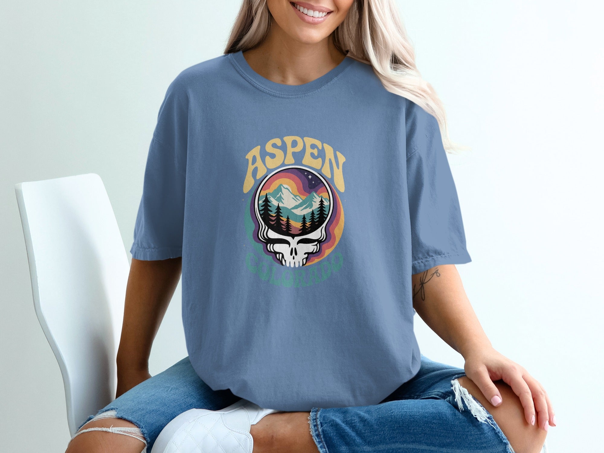 Aspen Colorado Trendy Graphic Tee Shirt product type