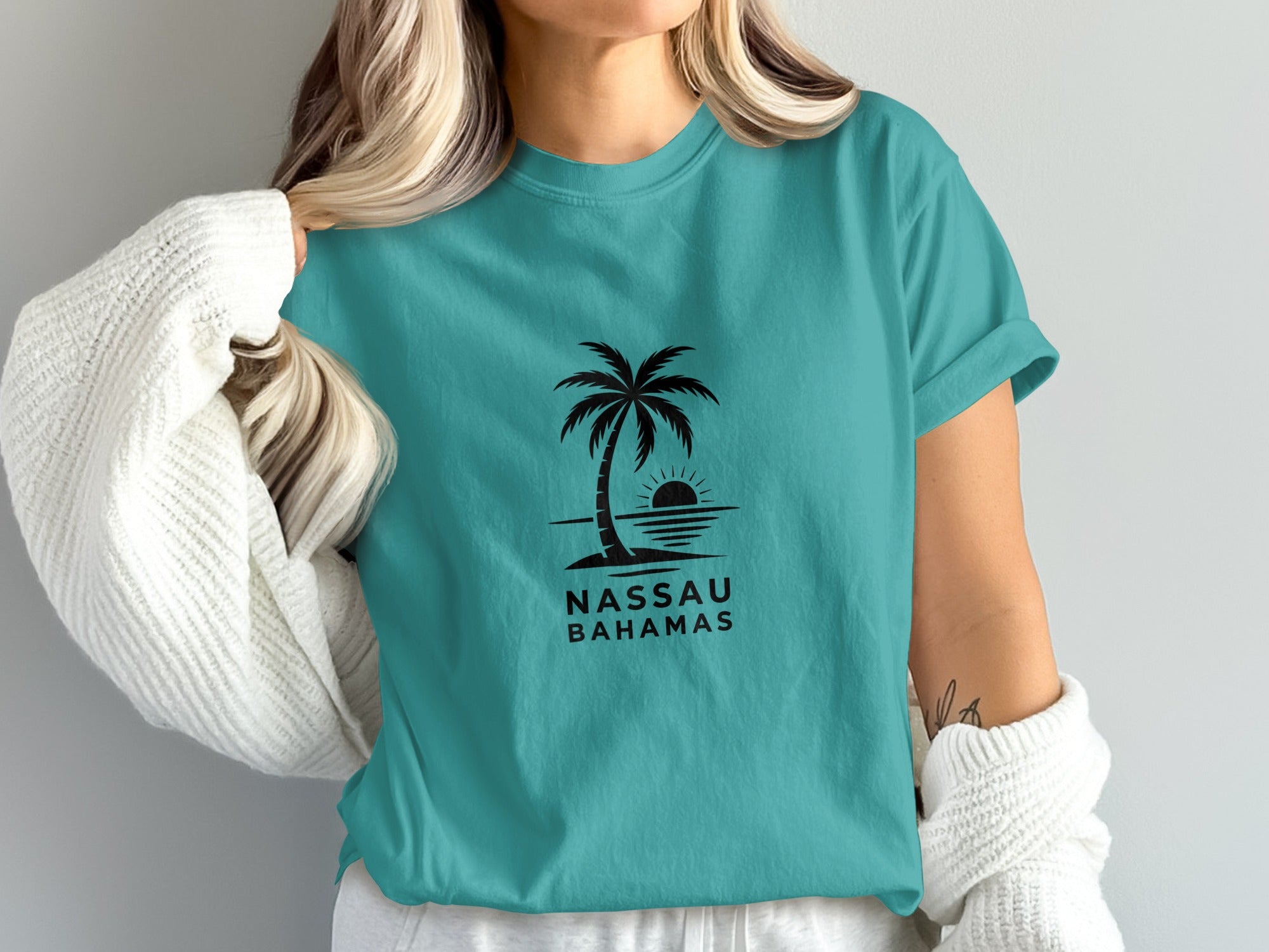 Nassau Bahamas Palm Tree Design Comfort Tee product