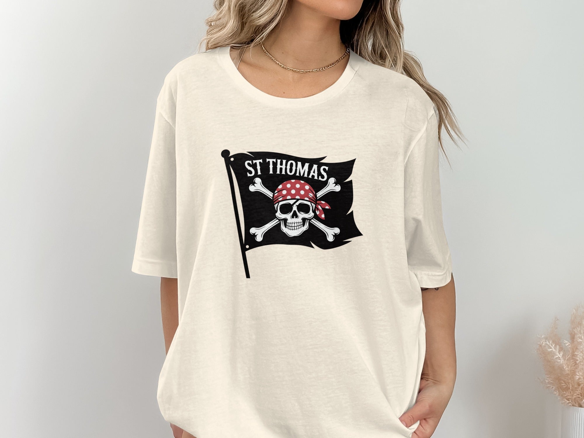 St Thomas Skull and Crossbones Graphic T Shirt product