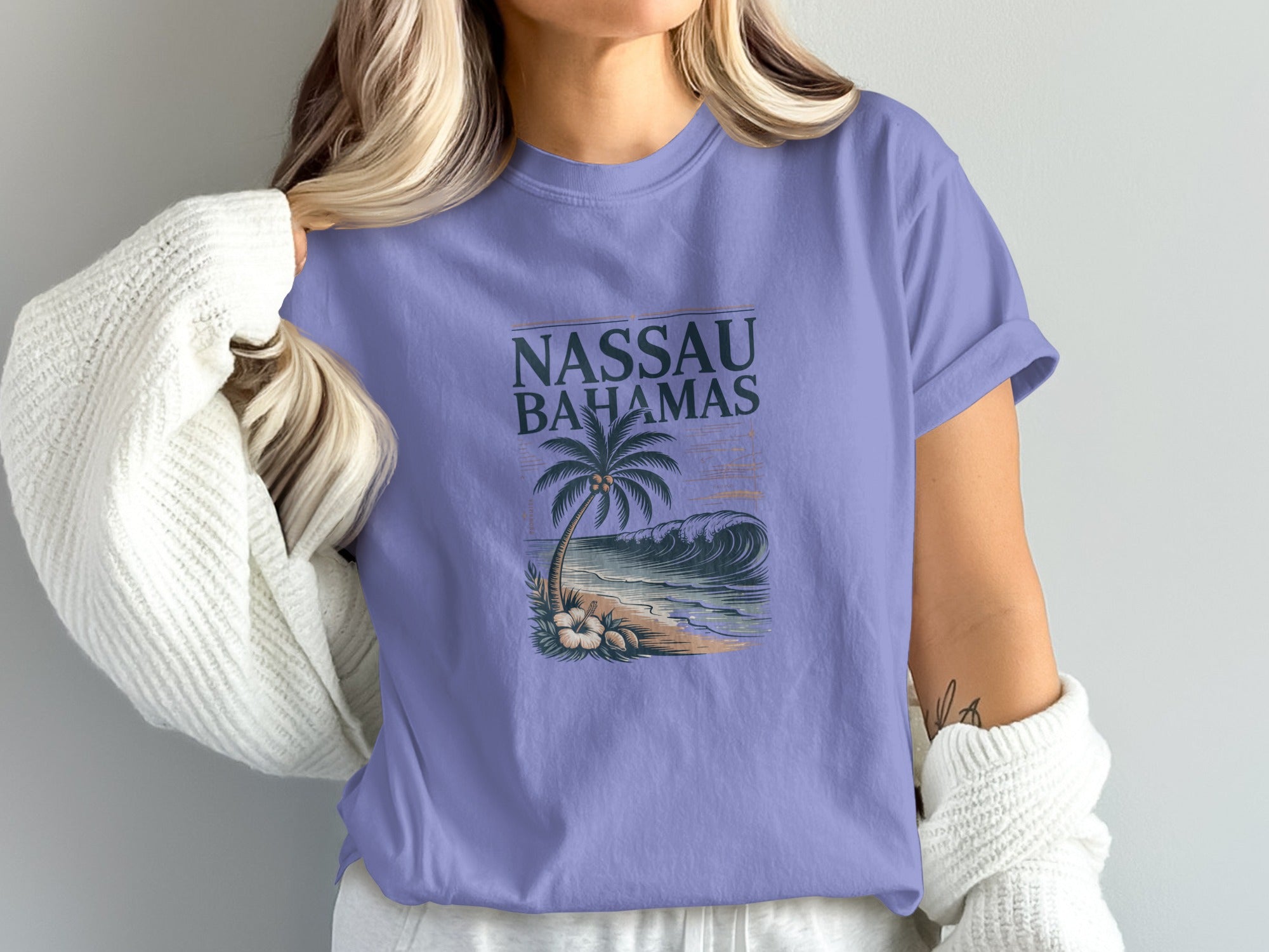 Nassau Bahamas Palm Tree Wave Graphic T-Shirt product type
