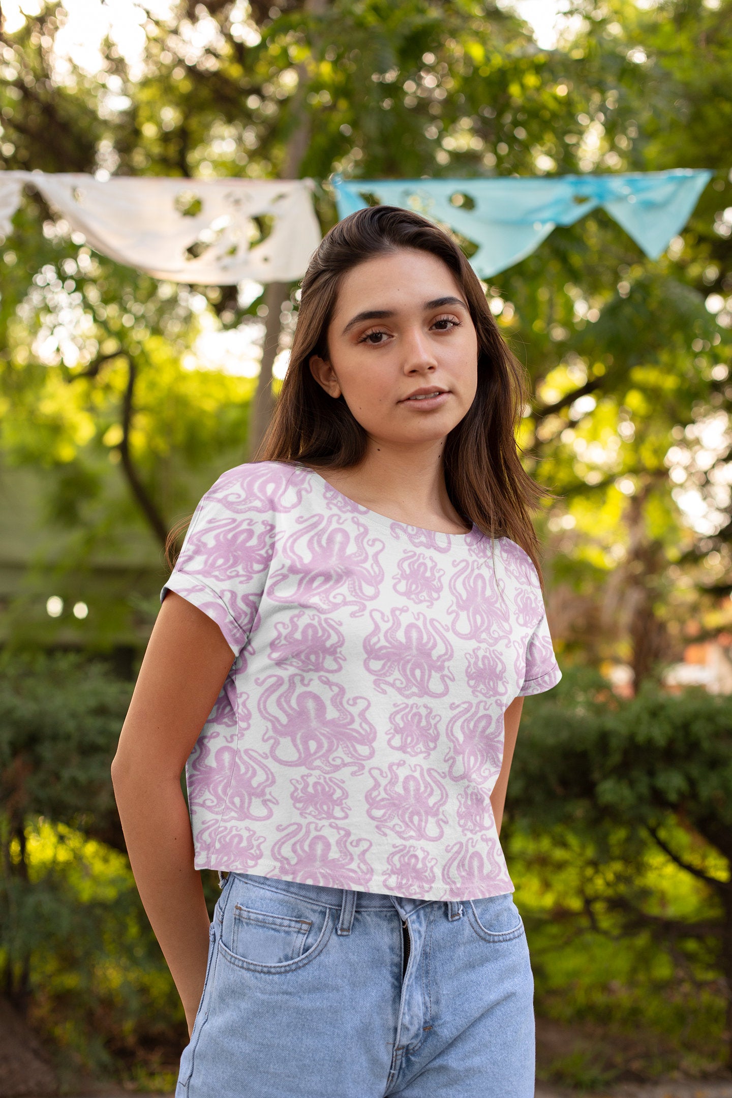 Summer Pink Octopus Crop Tee - Trendy, Casual, and Comfortable! Crop tee with Octopus Art, Fashionable and functional. Octopus Print